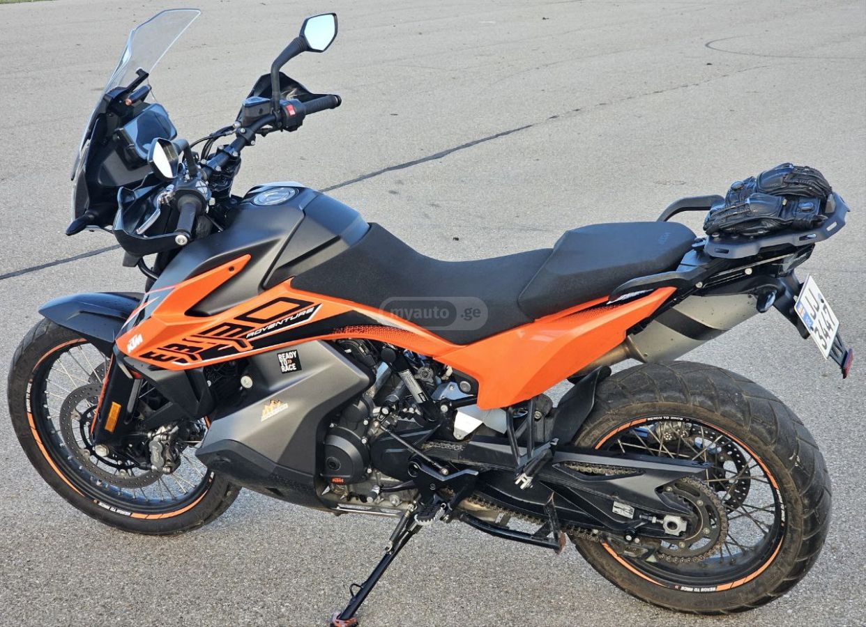 KTM 990 Adventure 2021 — photo 2