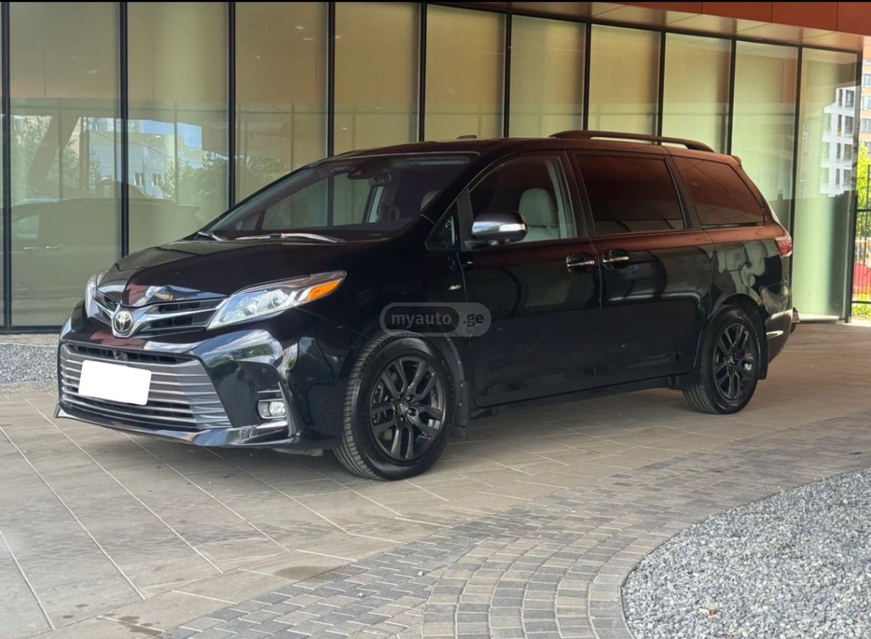 Toyota Sienna