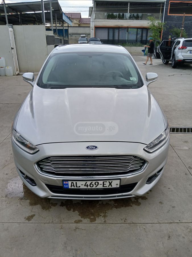 Ford Fusion 2015 — photo 2