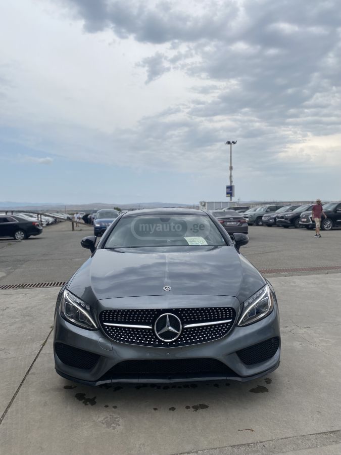 Mercedes-Benz C 300 2017 — photo 2