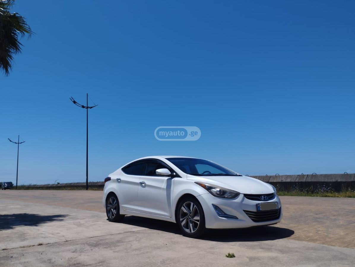 Hyundai Elantra 2014 — photo 2