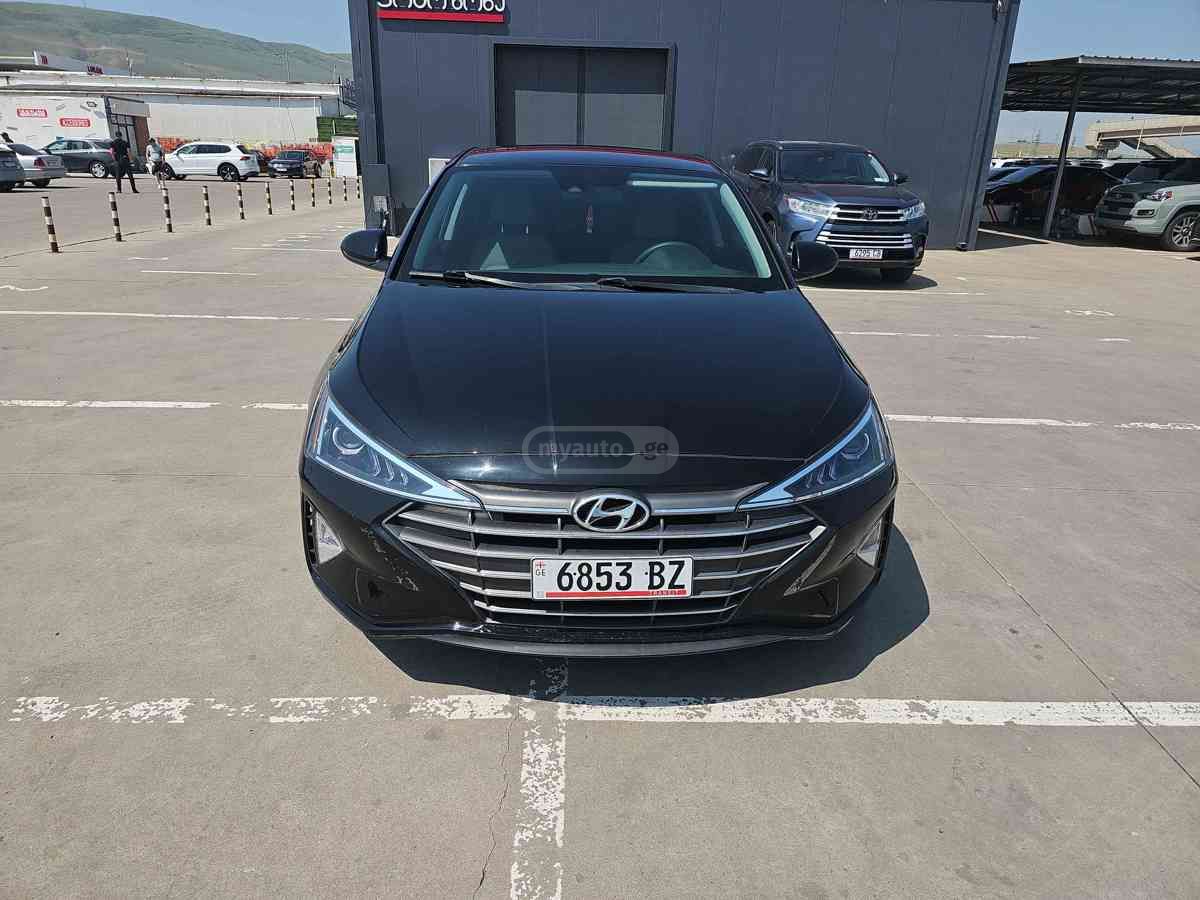 Hyundai Elantra 2020 — photo 2