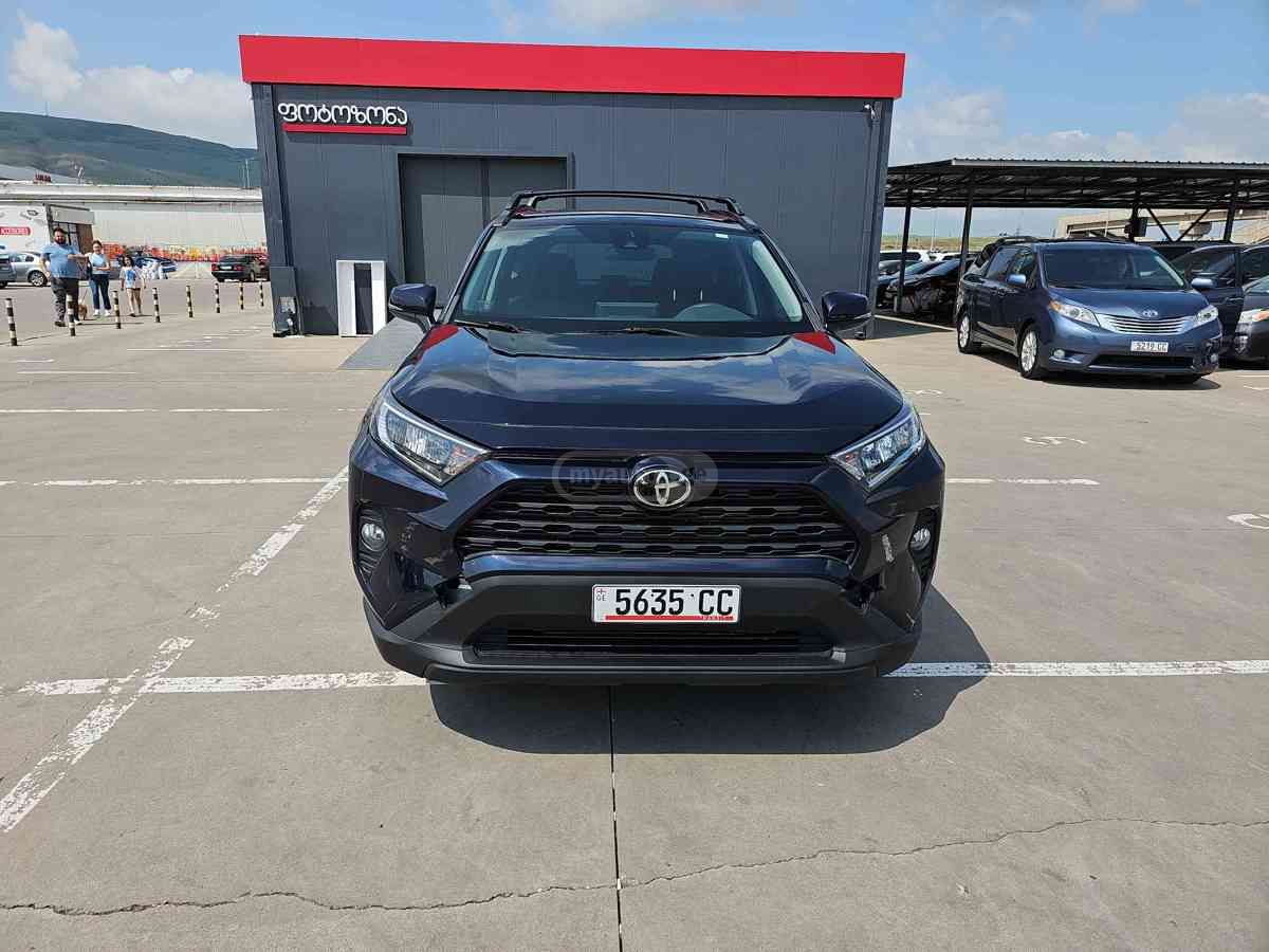 Toyota RAV 4 2020 — photo 2
