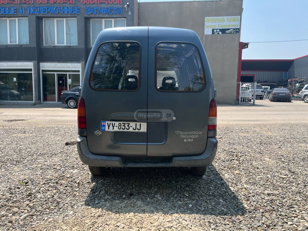 Nissan Vanette 1996 — photo 2
