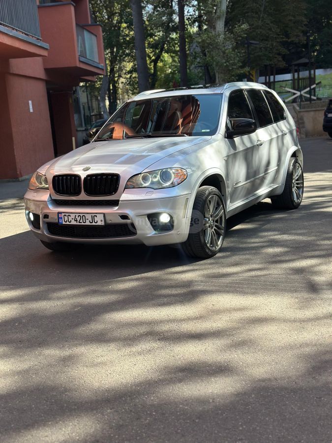 BMW X5 2011 — photo 2