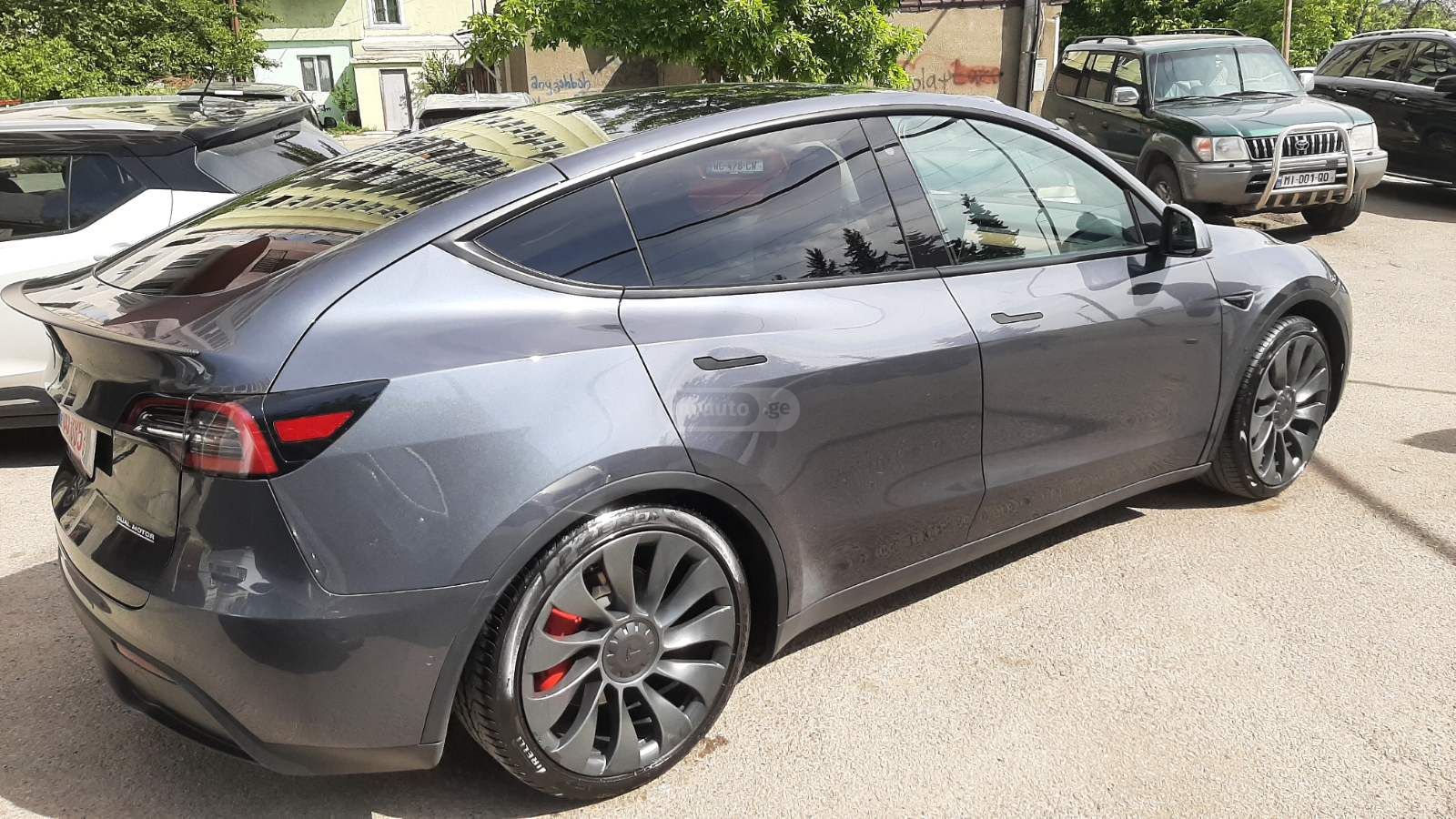 Tesla Model Y 2021 — photo 2