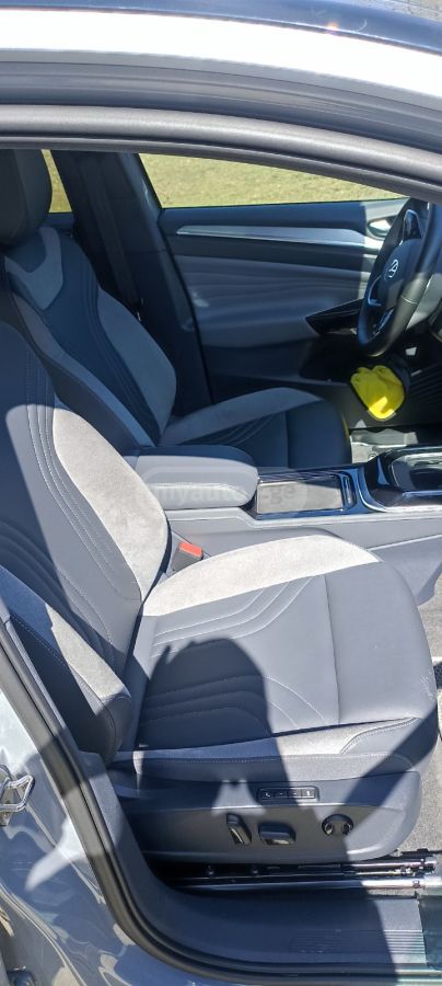 Volkswagen ID 4 2023 — photo 2