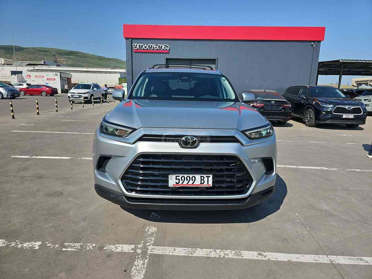 Toyota Highlander 2024 — photo 2