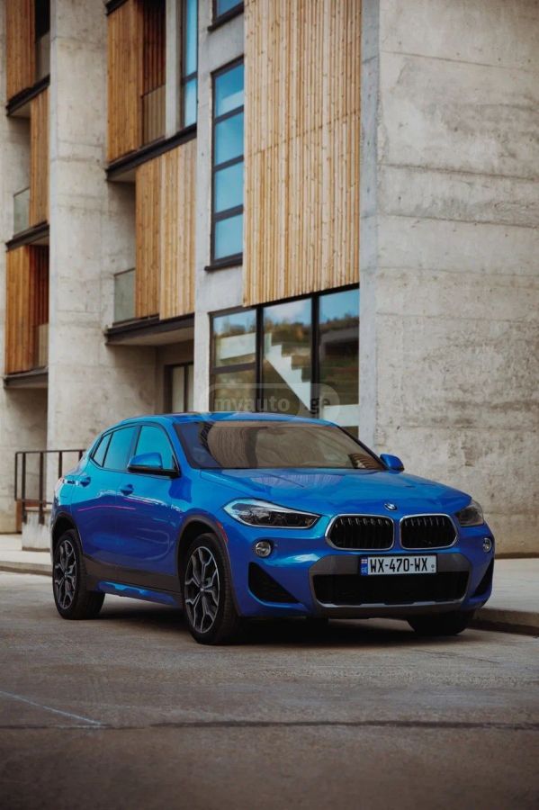 BMW X2 2020 — photo 2