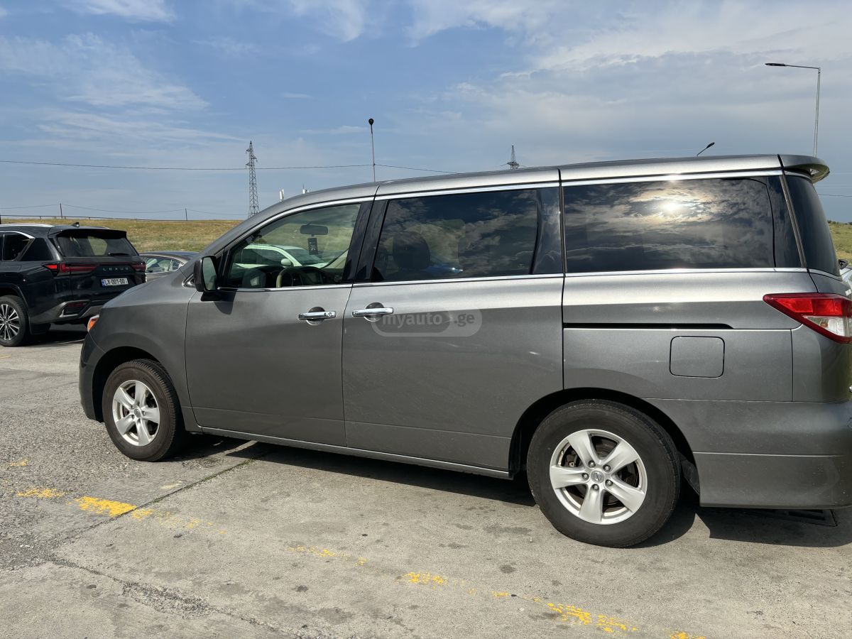 Nissan Quest