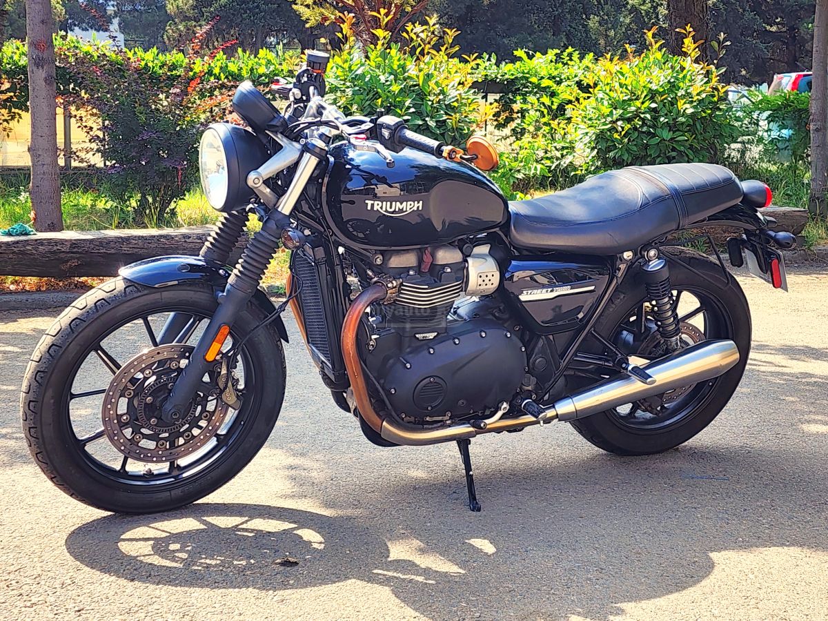 Triumph Street Twin 2018 — photo 2