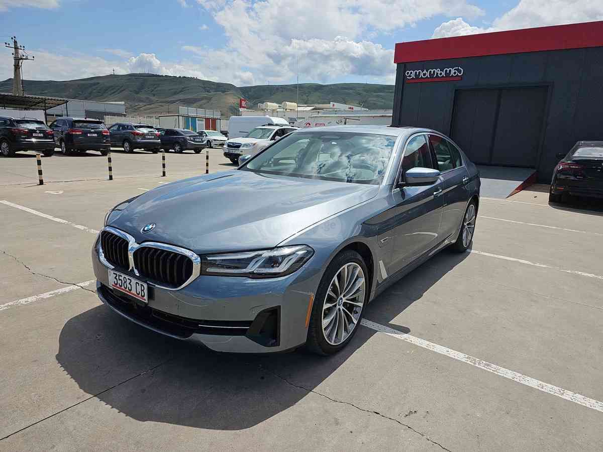 BMW 530