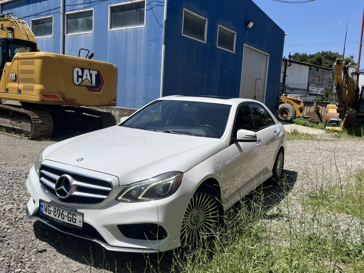 Mercedes-Benz E 350 2014 — photo 2