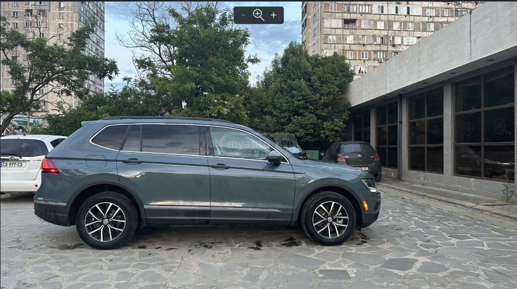 Volkswagen Tiguan 2021 — photo 2