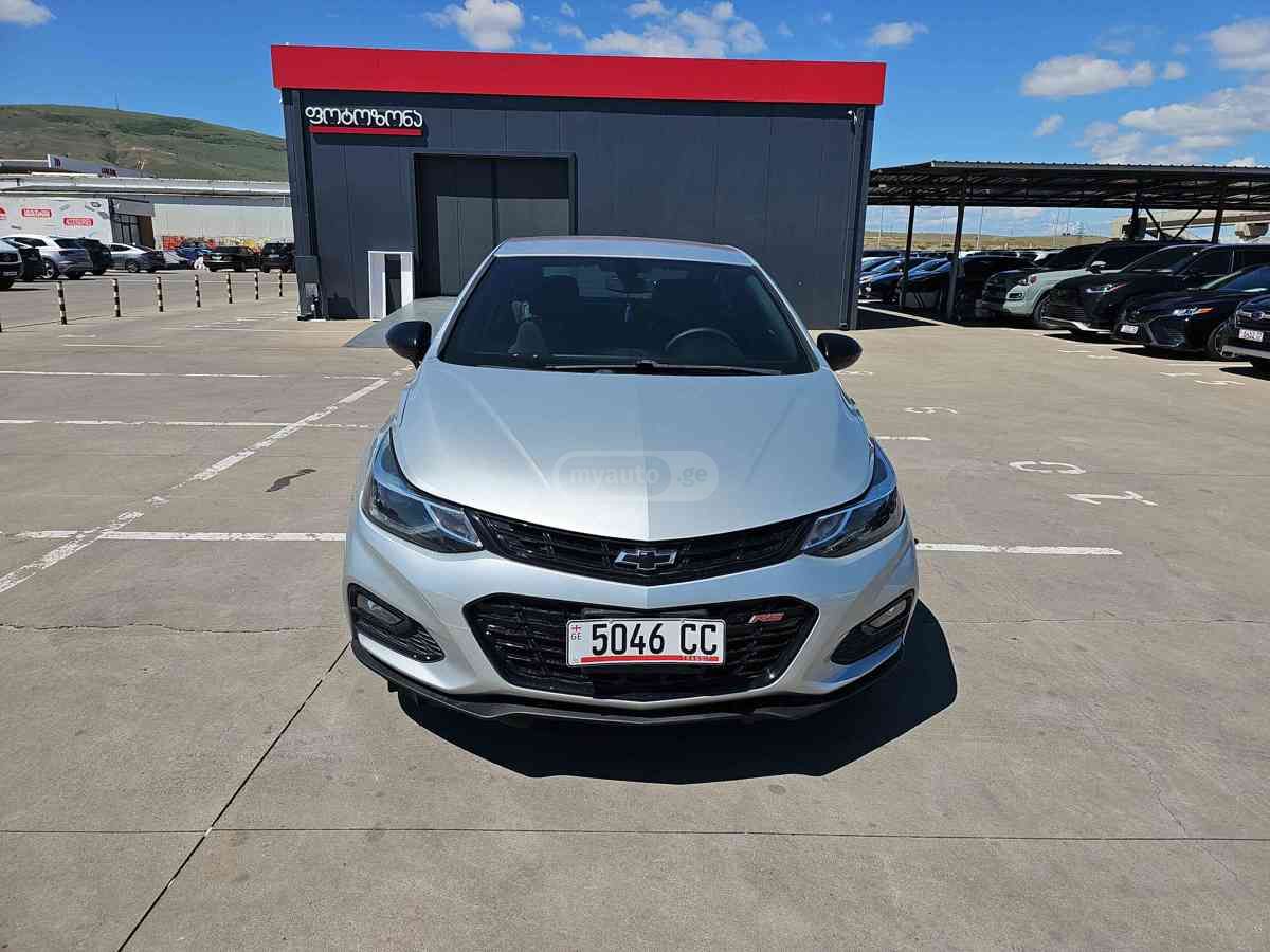 Chevrolet Cruze 2018 — photo 2