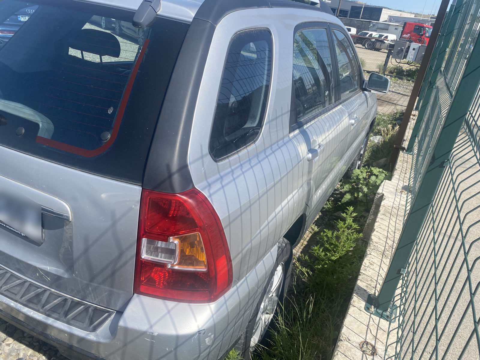 Kia Sportage 2009 — photo 2