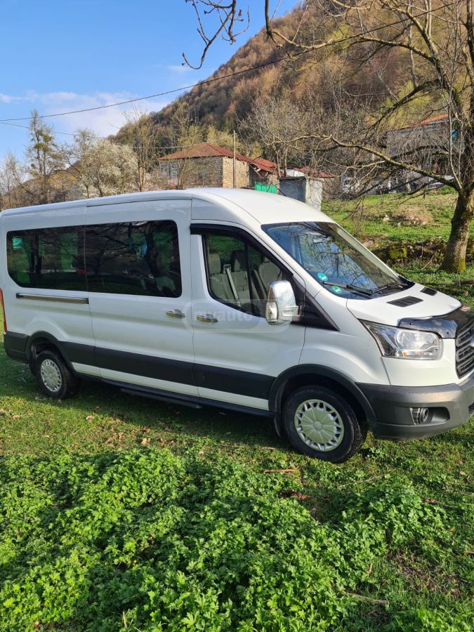 Ford Transit 2015 — photo 2