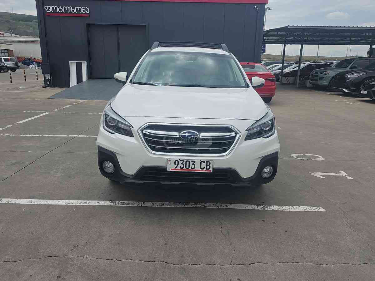 Subaru Outback 2019 — photo 2