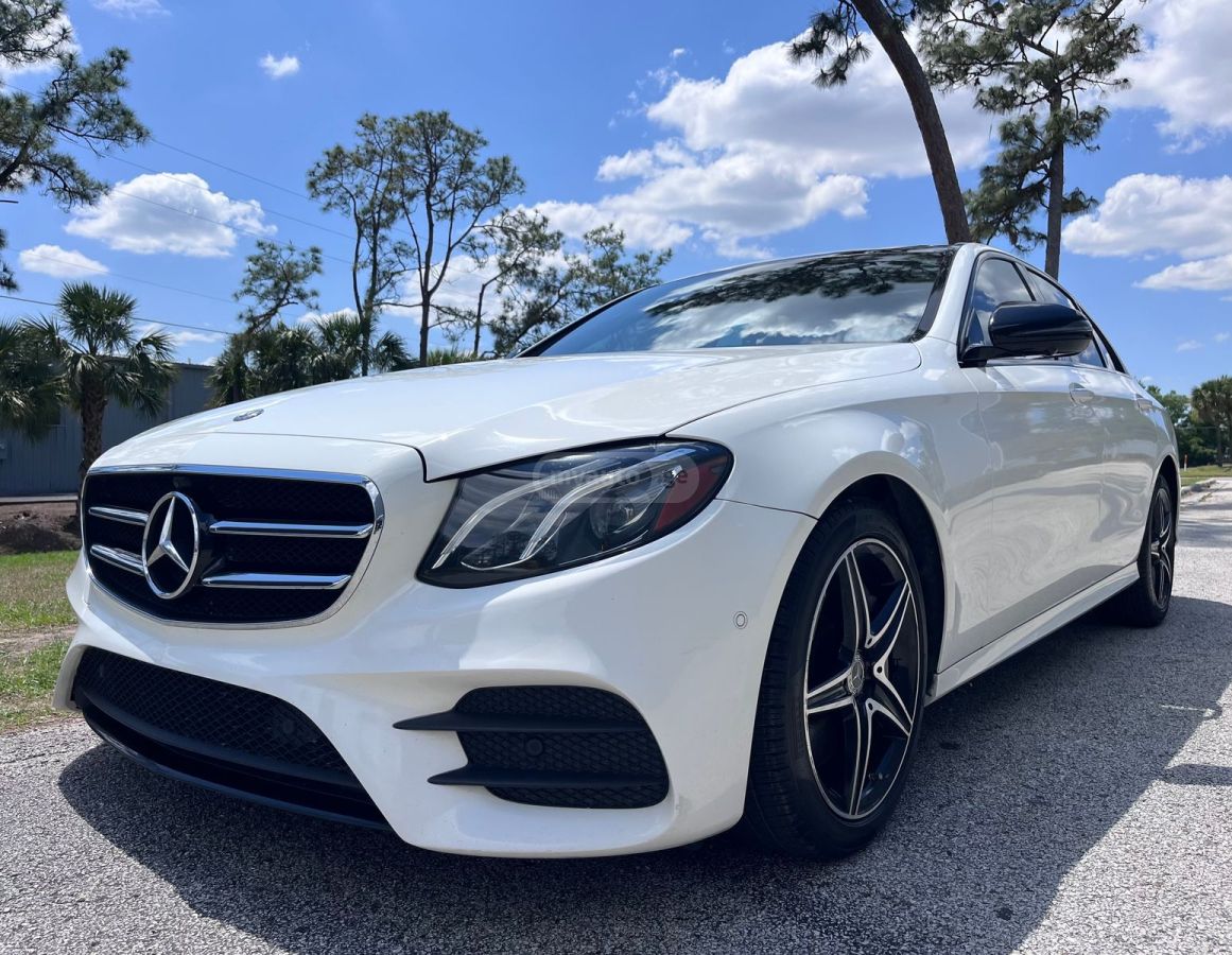 Mercedes-Benz E 300
