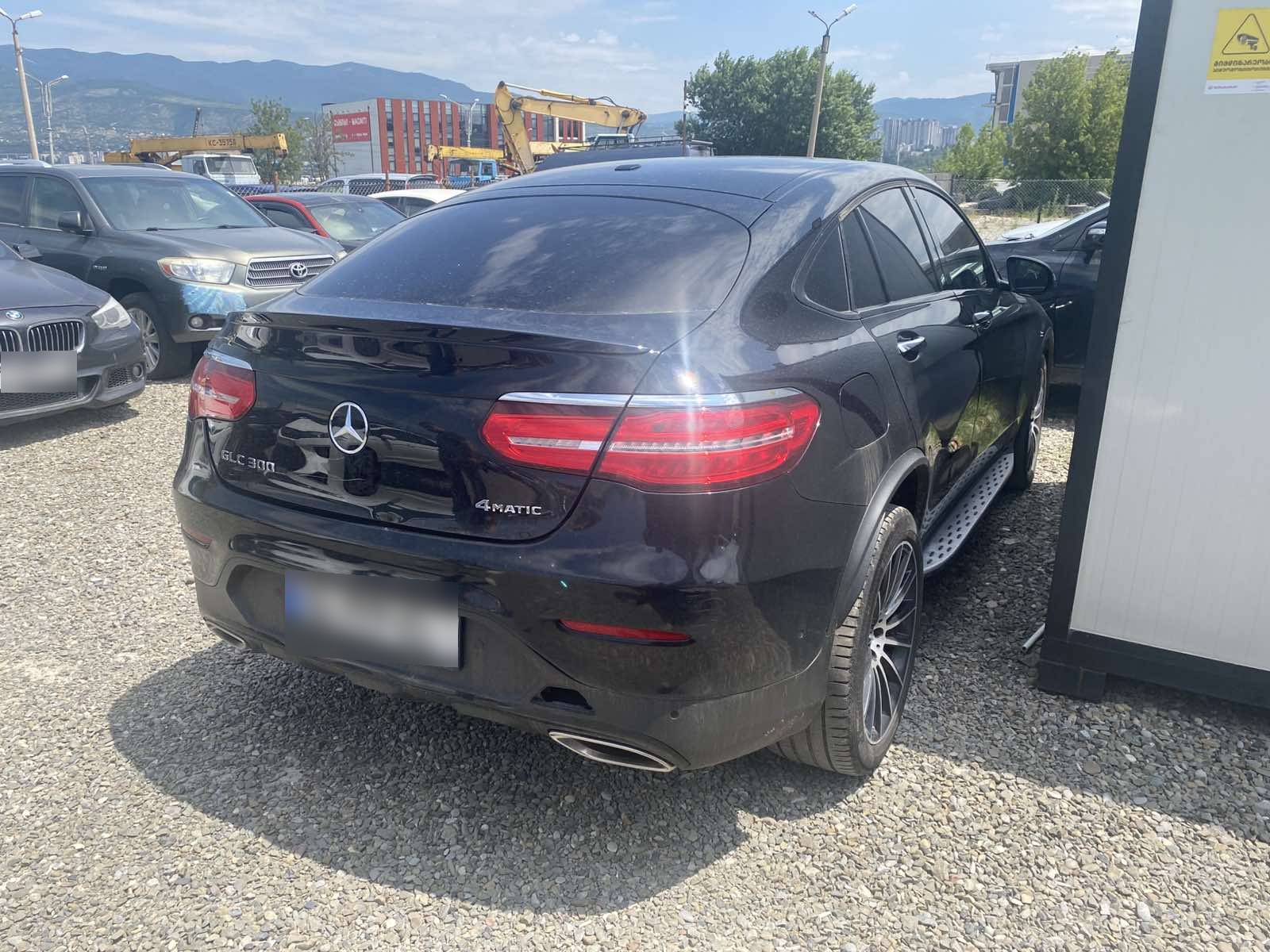 Mercedes-Benz GLC 300 Coupe 2019 — photo 2