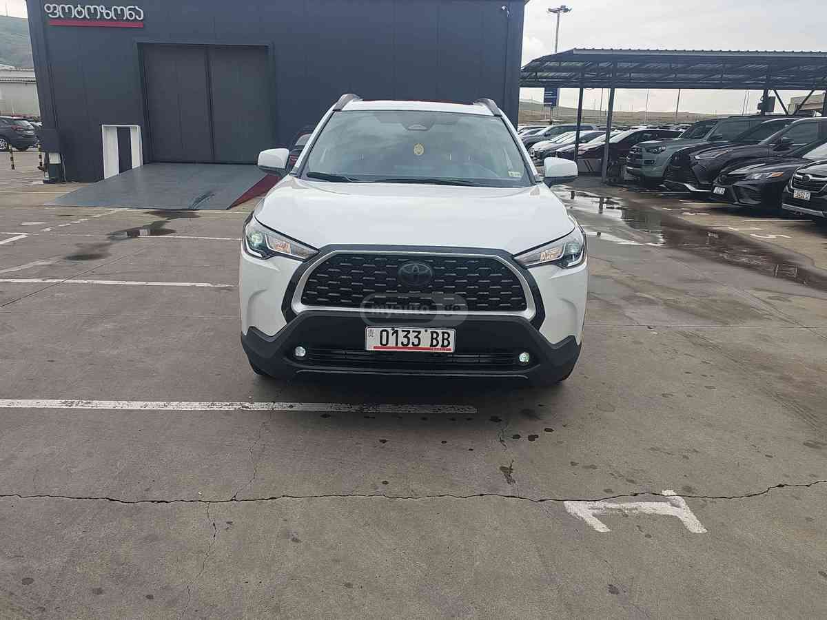 Toyota Corolla Cross 2024 — photo 2