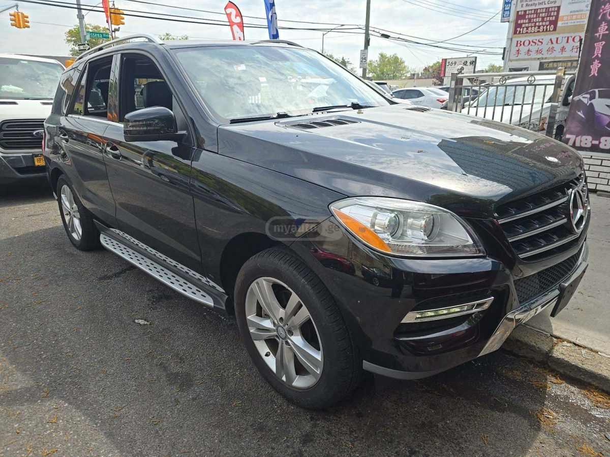 Mercedes-Benz ML 350 2013 — photo 2