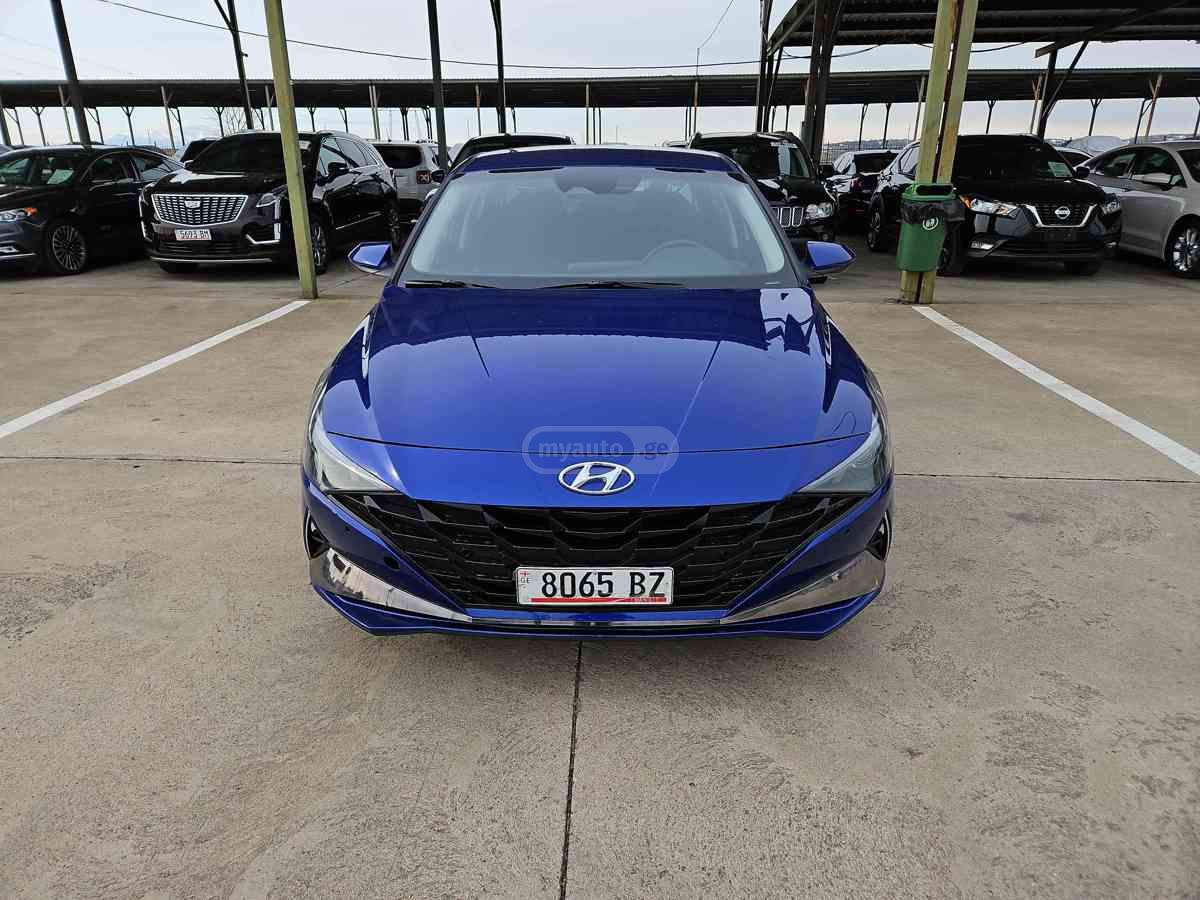 Hyundai Elantra 2022 — photo 2