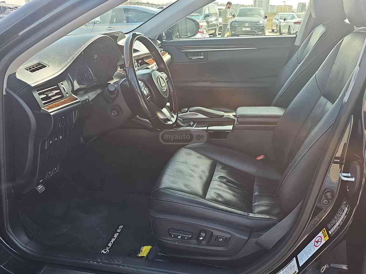Lexus ES 300 2016 — photo 2