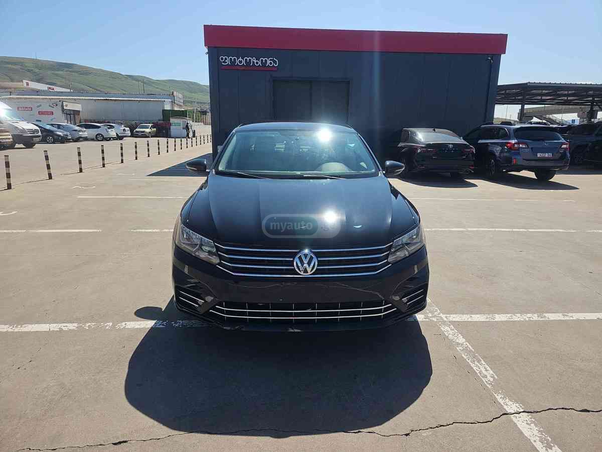 Volkswagen Passat 2016 — photo 2