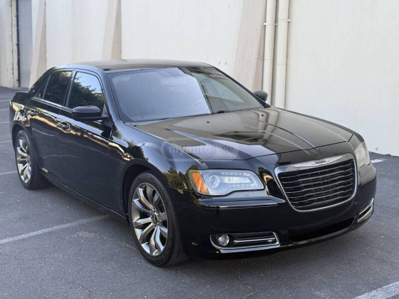 Chrysler 300 2020 — photo 2
