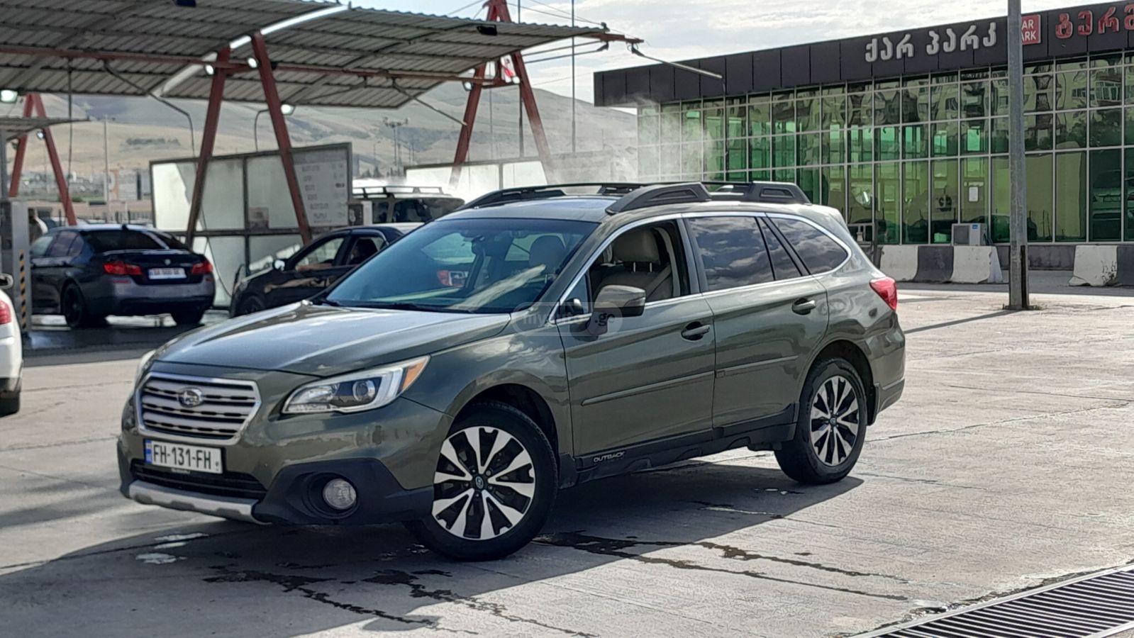 Subaru Outback 2016 — photo 2