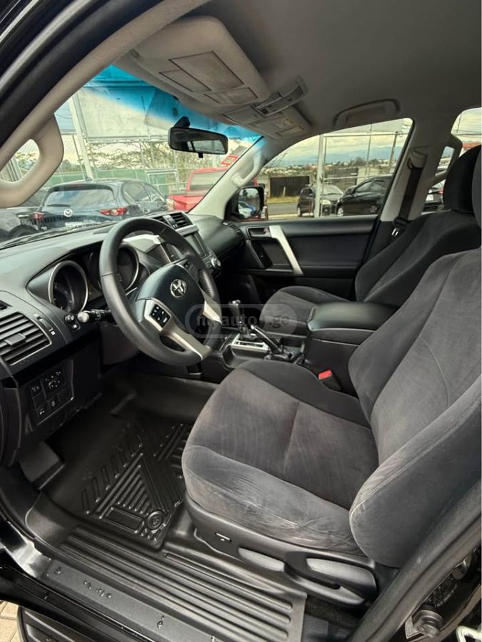 Toyota Land Cruiser Prado 2019 — photo 2