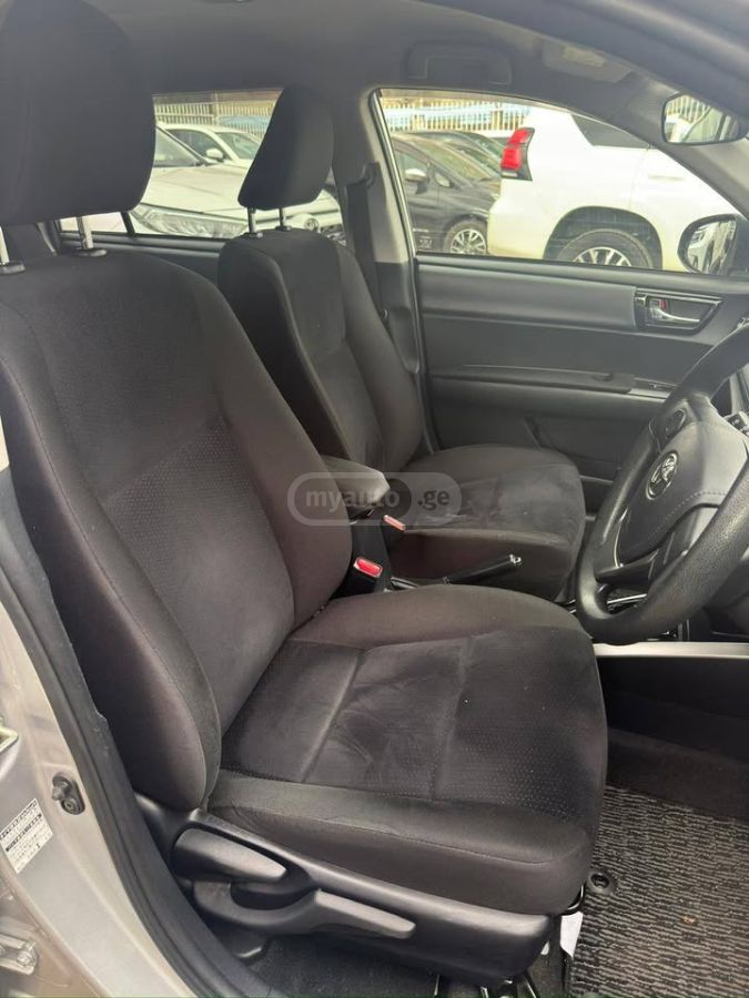Toyota Land Cruiser Prado 2019 — photo 2