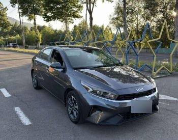 Kia Forte 2022 — photo 2