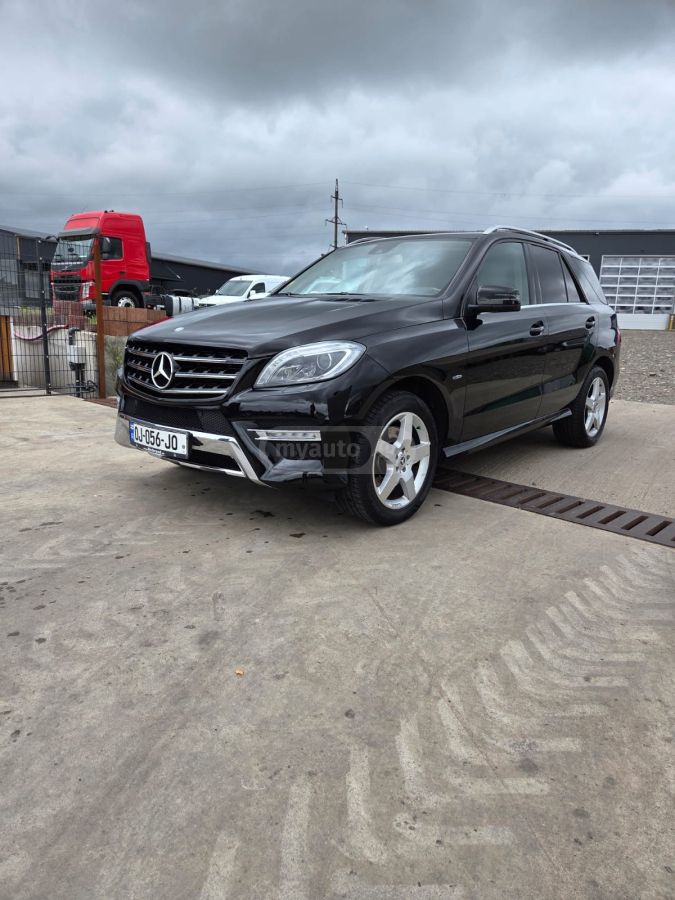 Mercedes-Benz ML 350