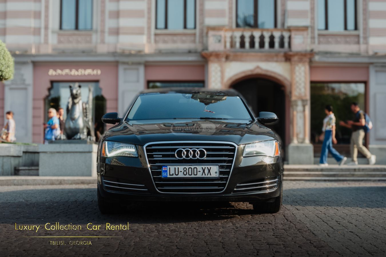 Audi A8 2014 — photo 2