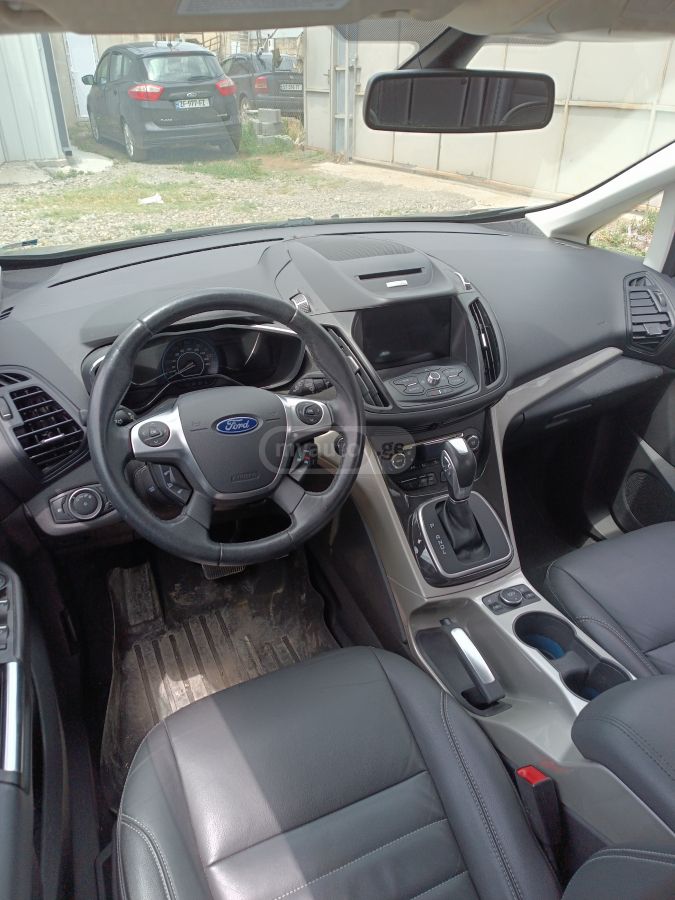 Ford C-Max 2017 — photo 2