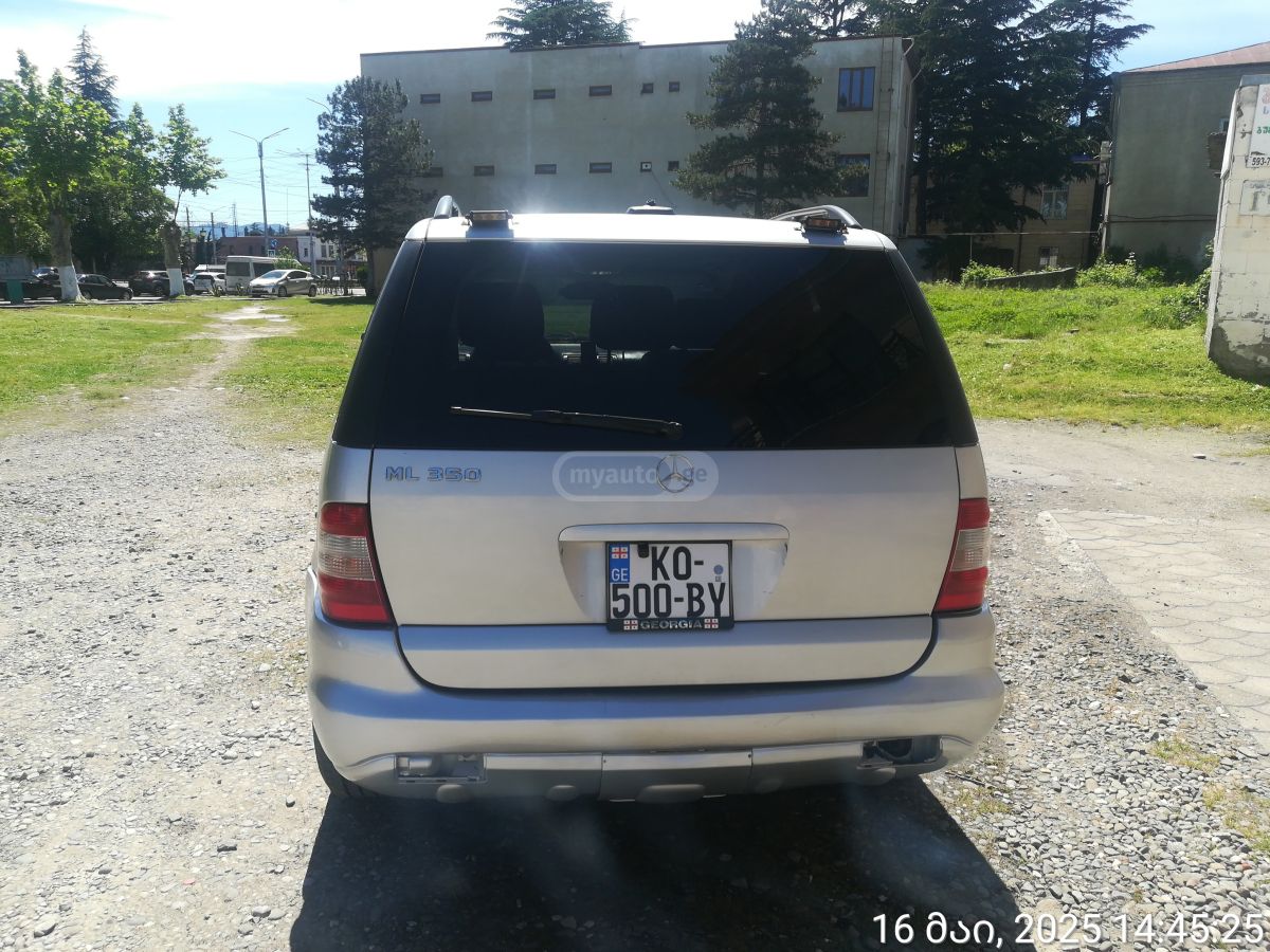 Mercedes-Benz ML 350 2003 — photo 2