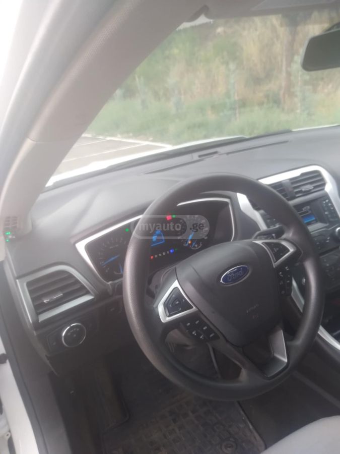 Ford Fusion 2016 — photo 2