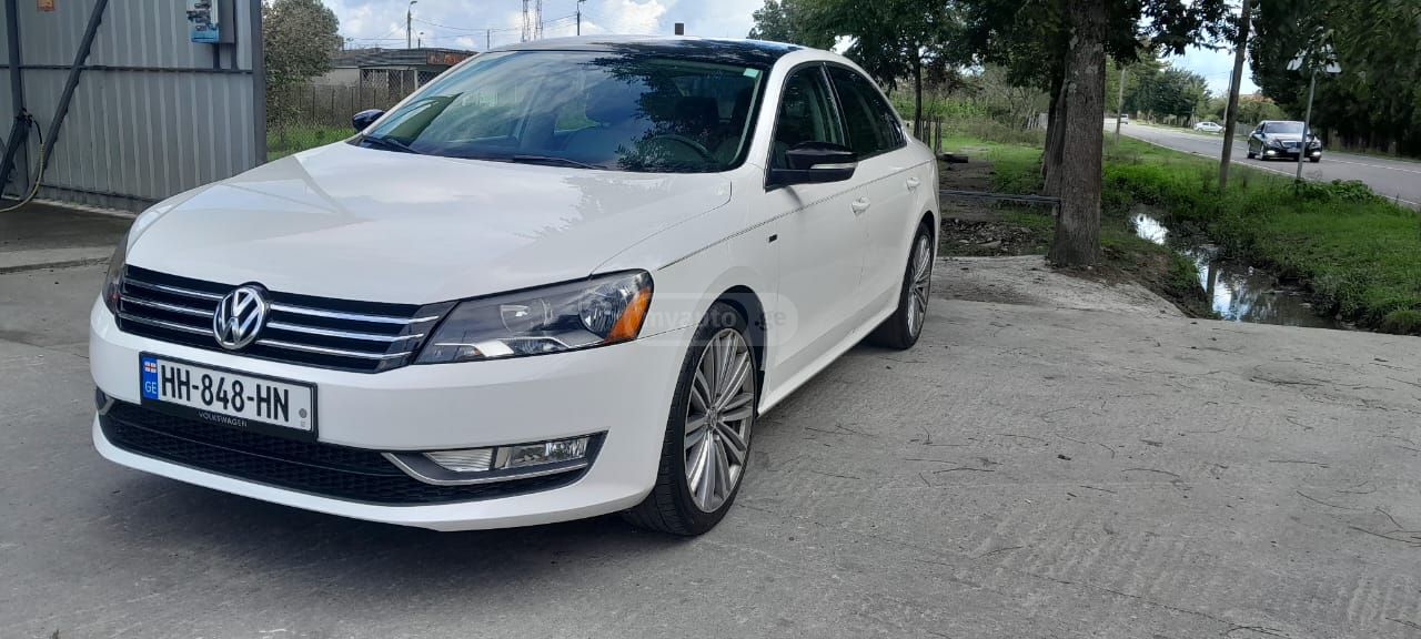 Volkswagen Passat 2014 — photo 2