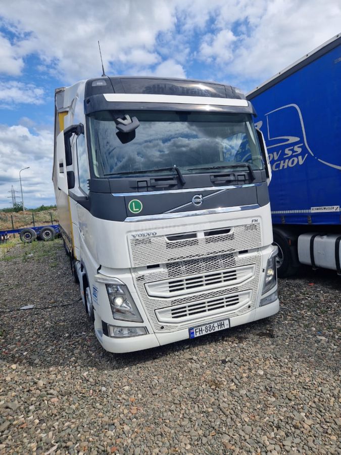 Volvo FH13 2015 — photo 2