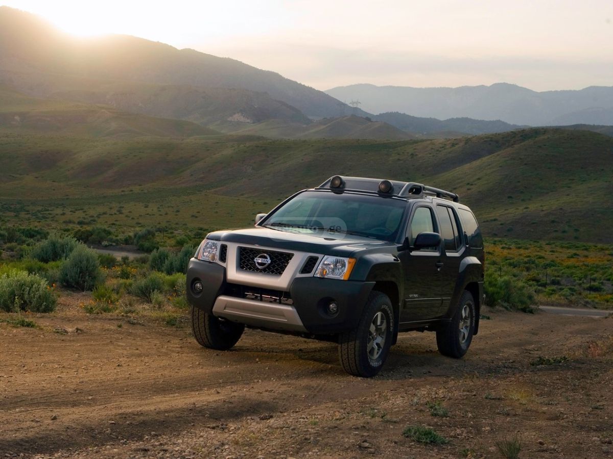 Nissan Xterra 2012 — photo 2