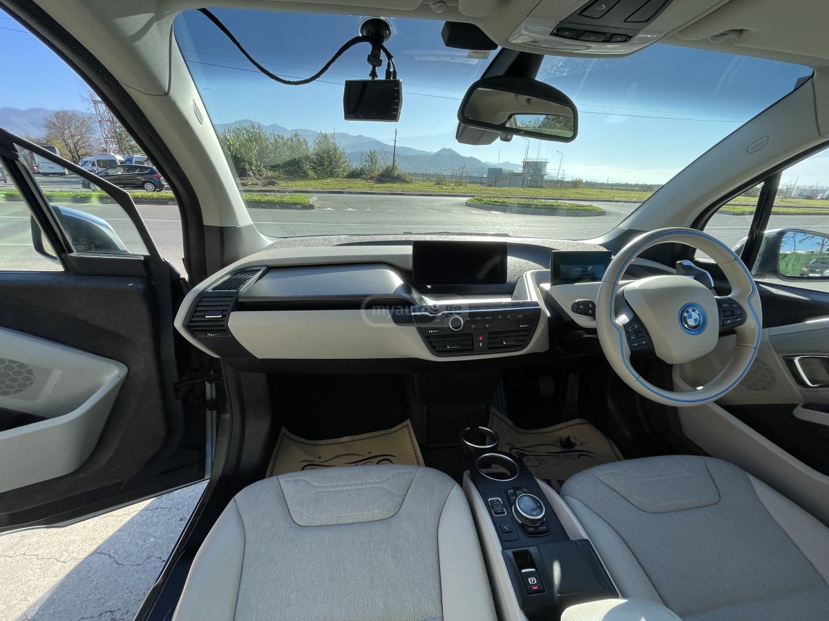 BMW i3 2014 — photo 2