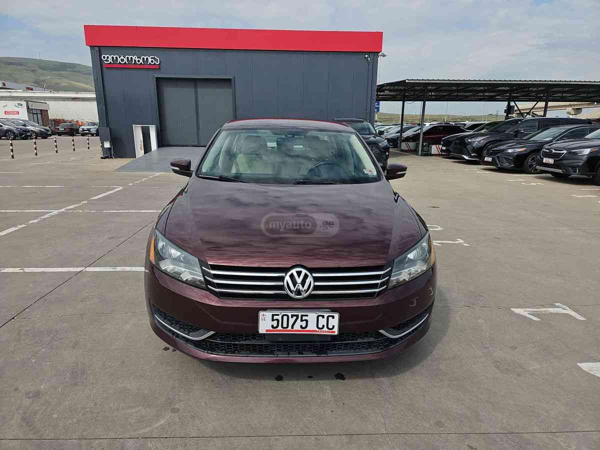 Volkswagen Passat 2015 — photo 2
