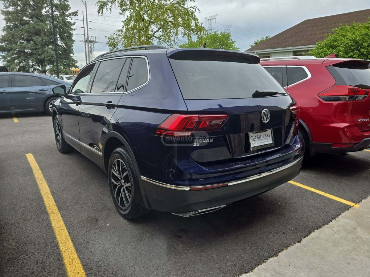 Volkswagen Tiguan 2021 — photo 2