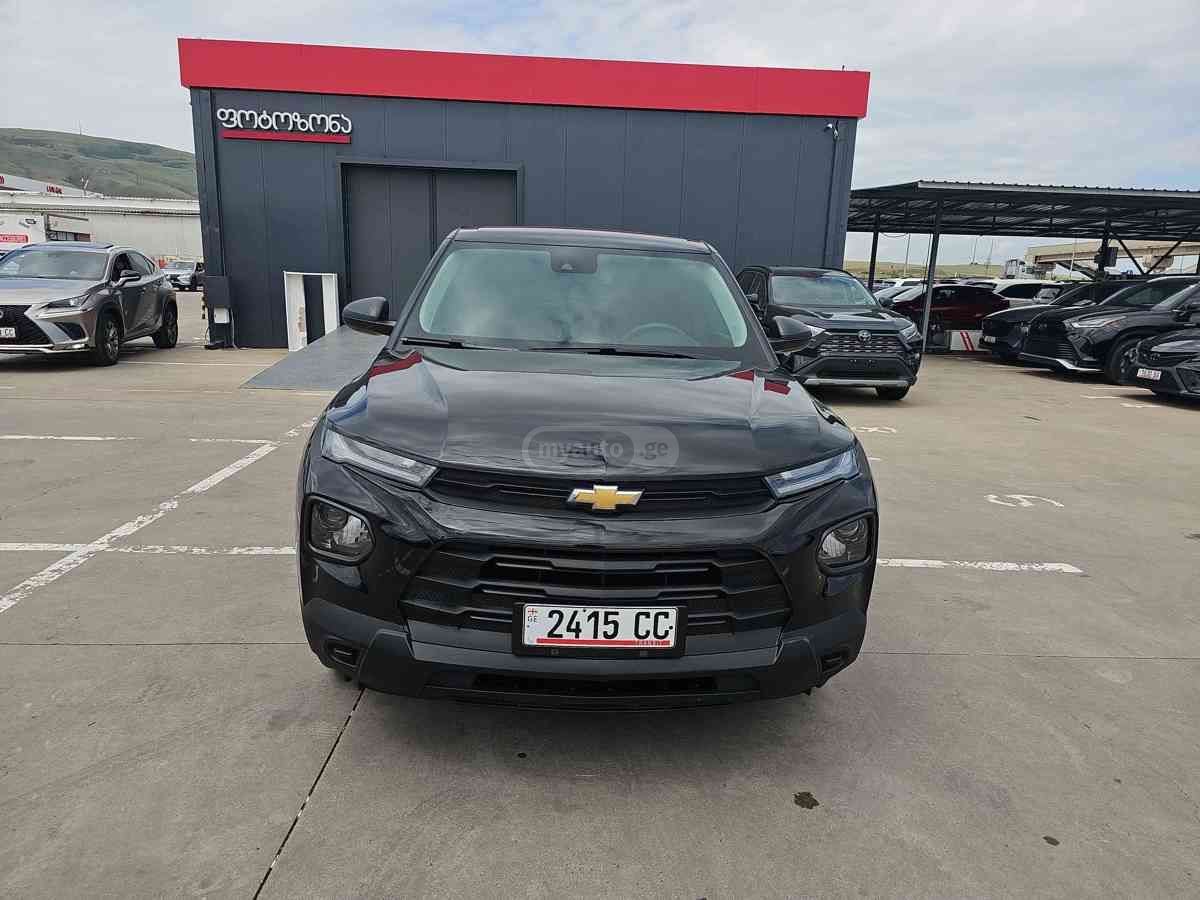 Chevrolet Trailblazer 2021 — photo 2