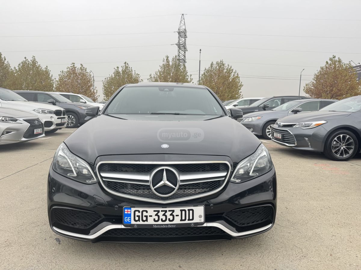 Mercedes-Benz E 220 2015 — photo 2