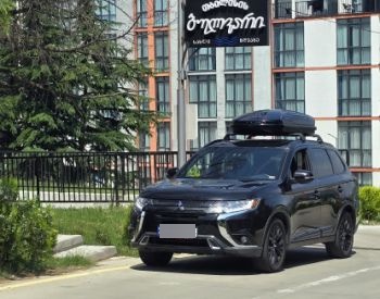 Toyota Highlander 2019 — photo 2