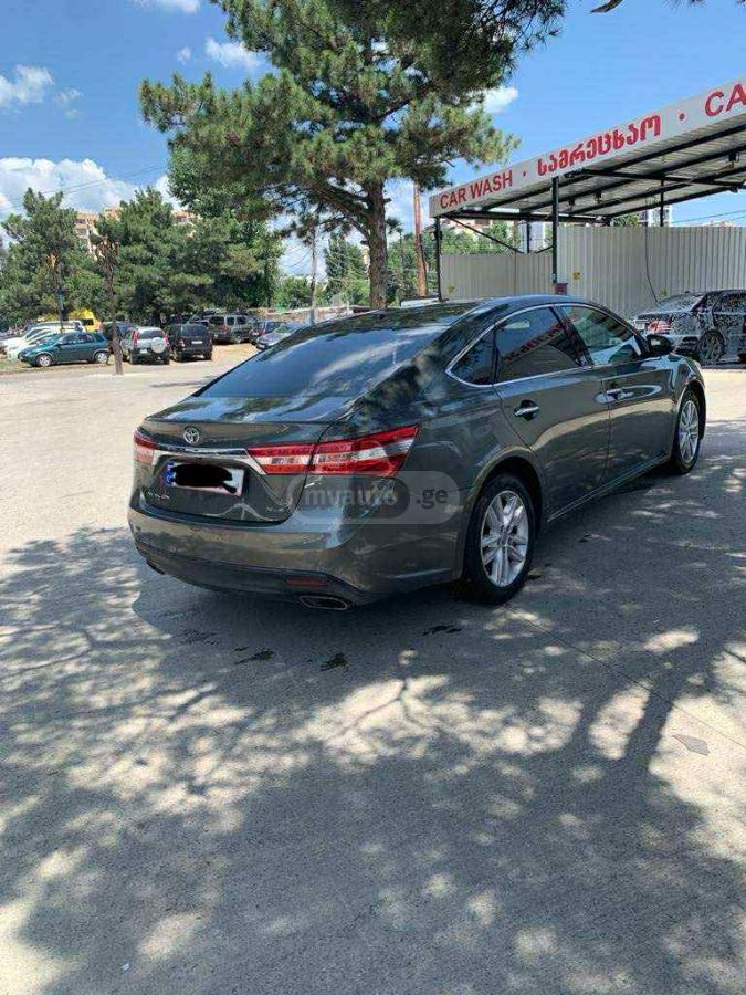 Toyota Avalon 2014 — photo 2