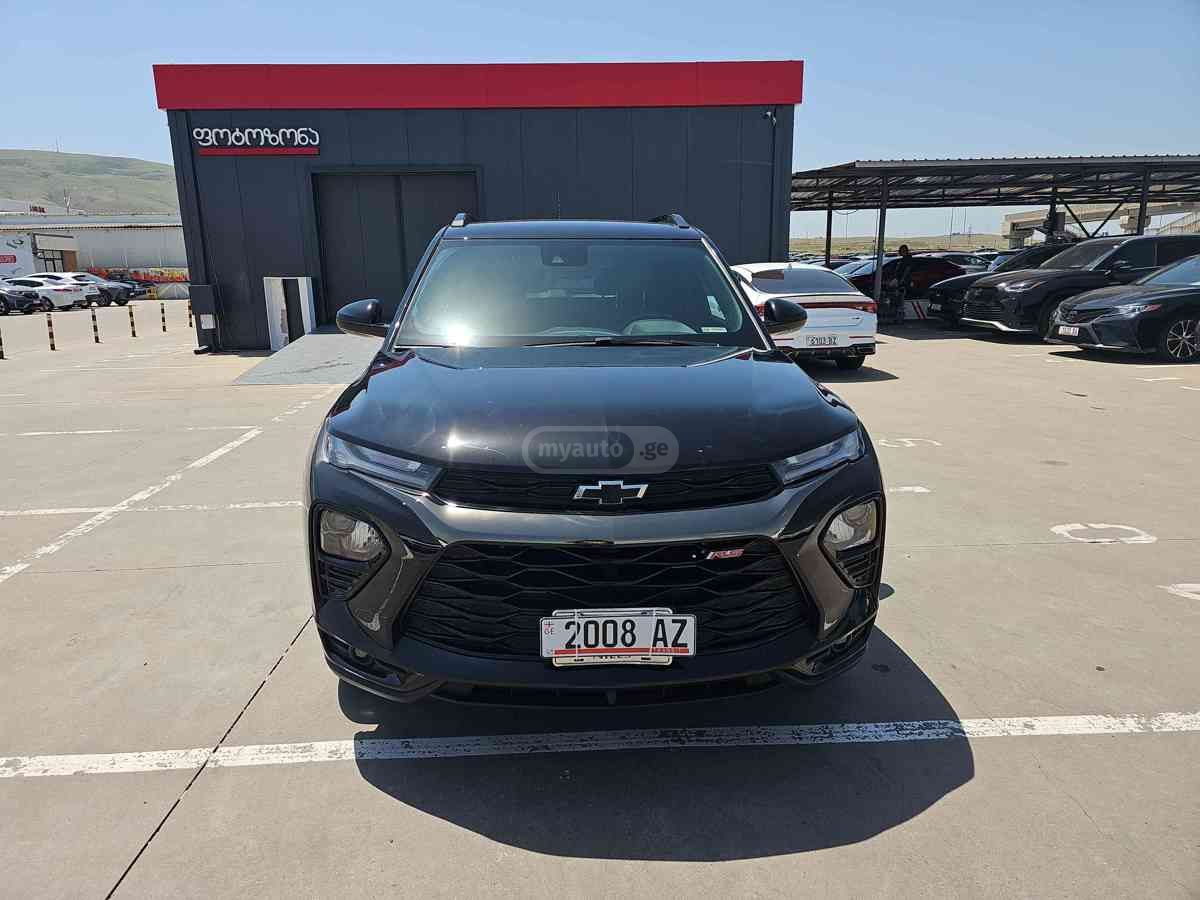 Chevrolet Trailblazer 2023 — photo 2